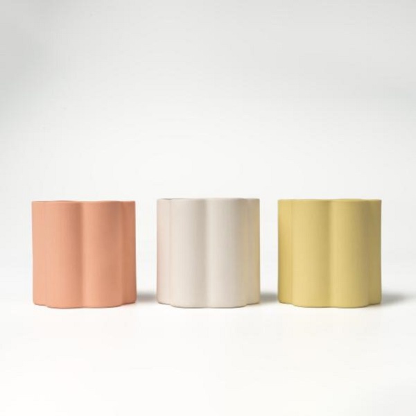 Letar du efter Minimalist Wave Ceramic Ljushållare? Kan detta neutrala bulkset vara ditt perfekta grossistval?