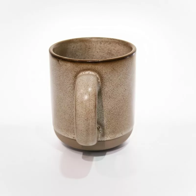 Enkel modern keramisk resemugg