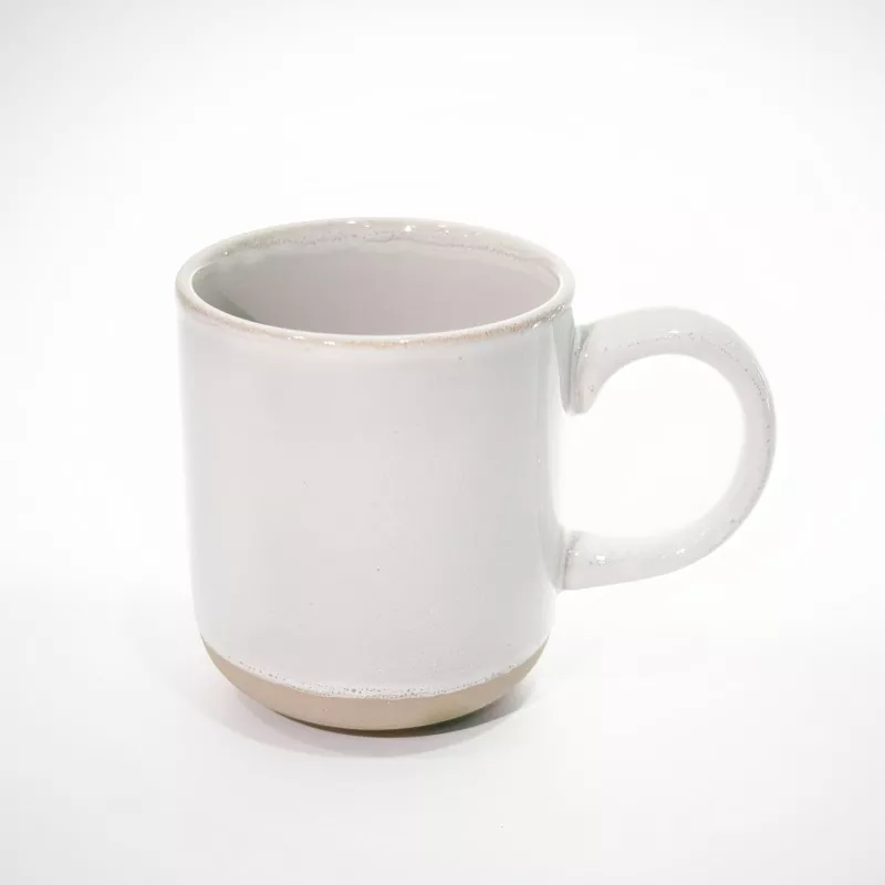 Enkel modern keramisk resevit mugg Enkel modern keramisk resevit mugg